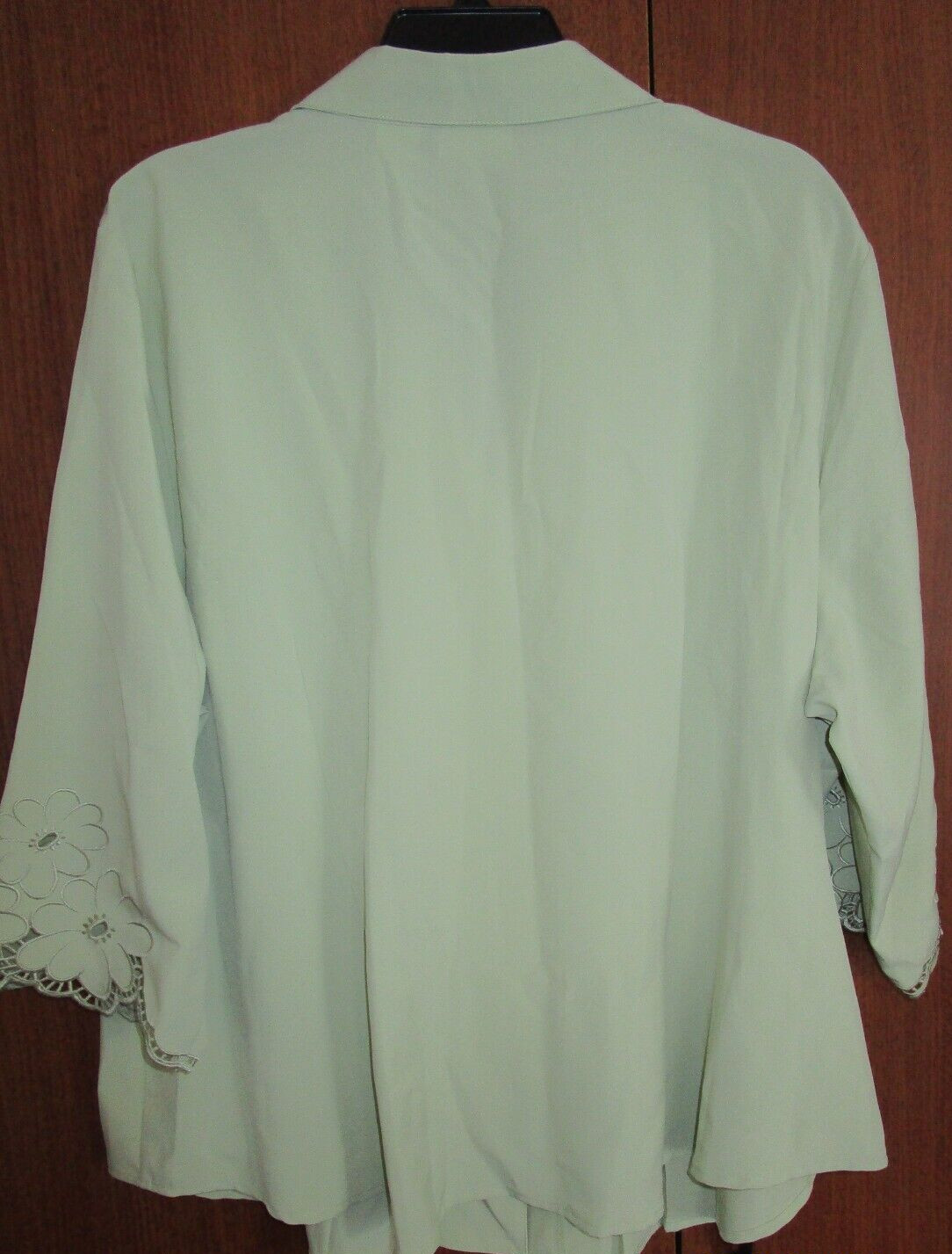 Covington Blouse w Eyelet Accents Sz 20 22 Polyester & Spandex Bust 52 Length 27