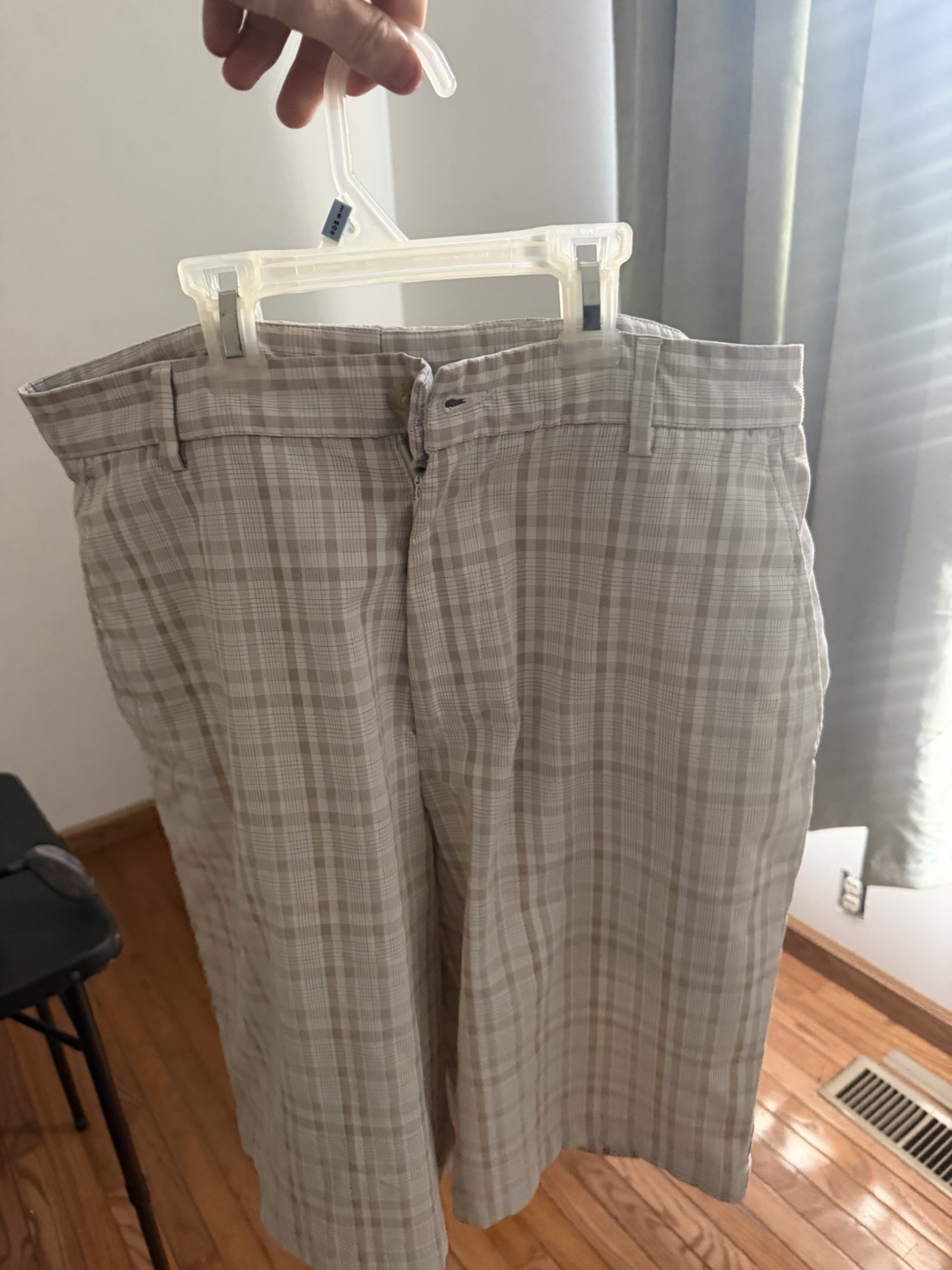 Slazenger Men’s Plaid Chino Shorts Flat Front Stretch Zip Slash Pockets