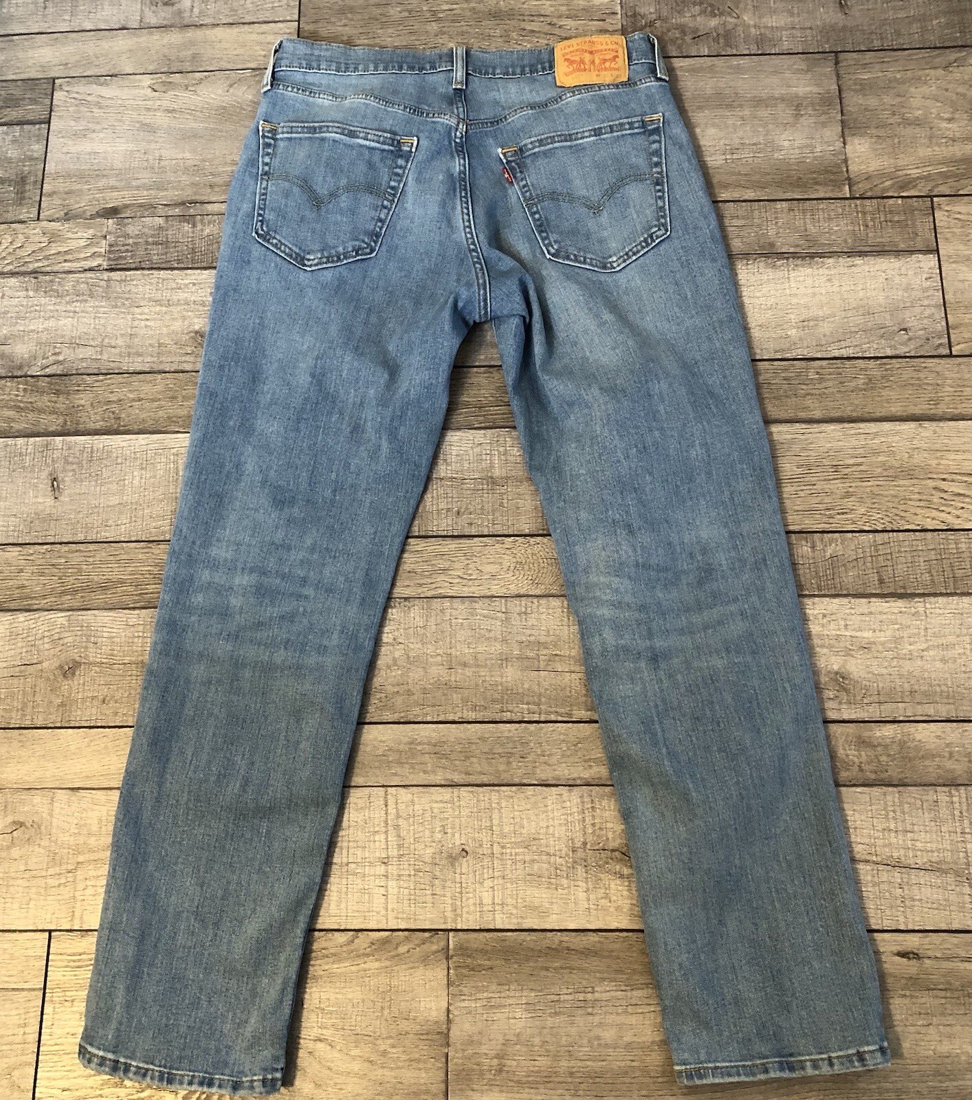 Levi’s 541 All Seasons Tech Jeans Mens Size 32x(31) Straight Leg Medium Wash