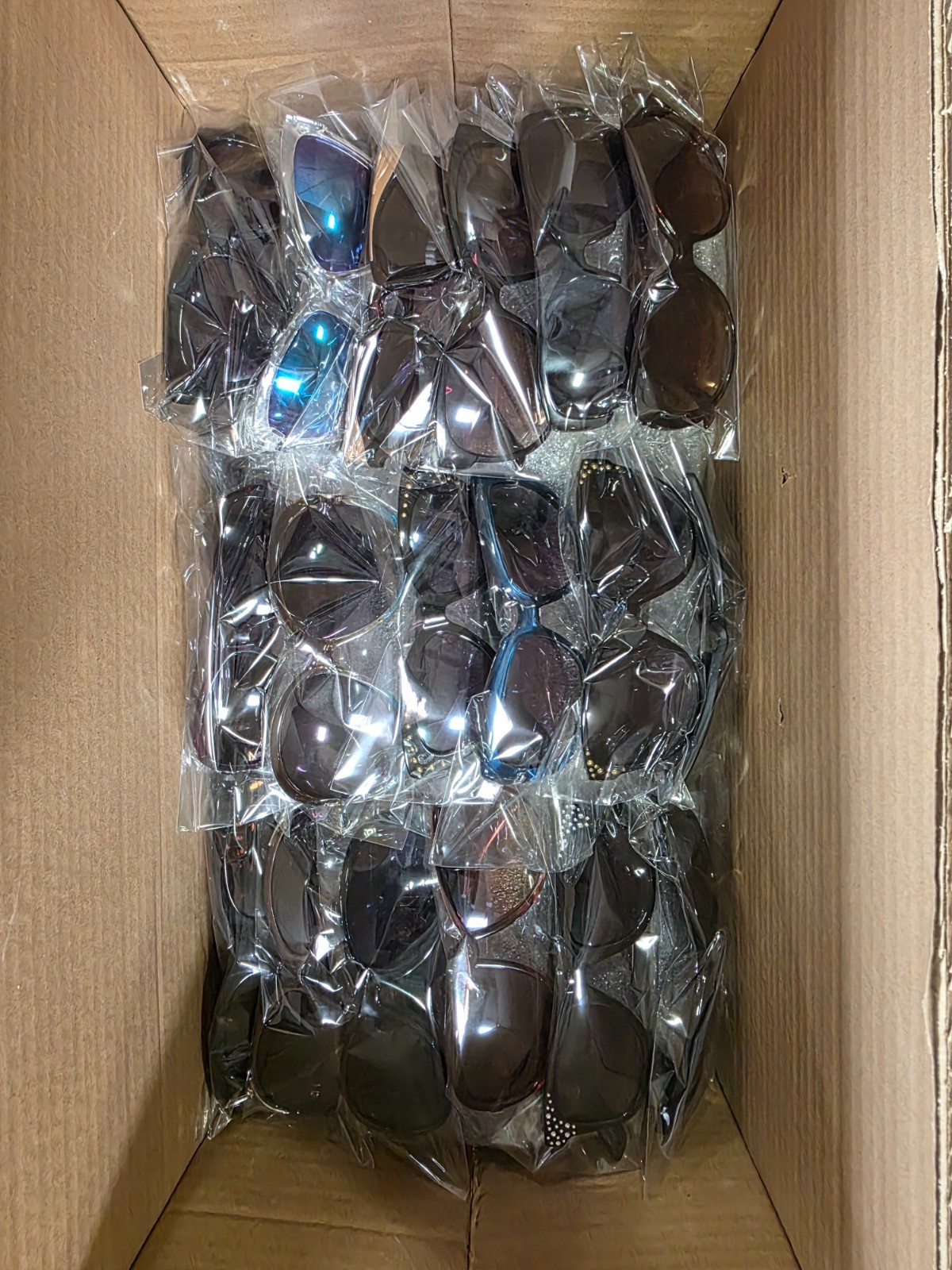 Bulk Lot 100 PCS Womens Sunglasses New Mixed Styles Plastic Metal Wholesale Mix