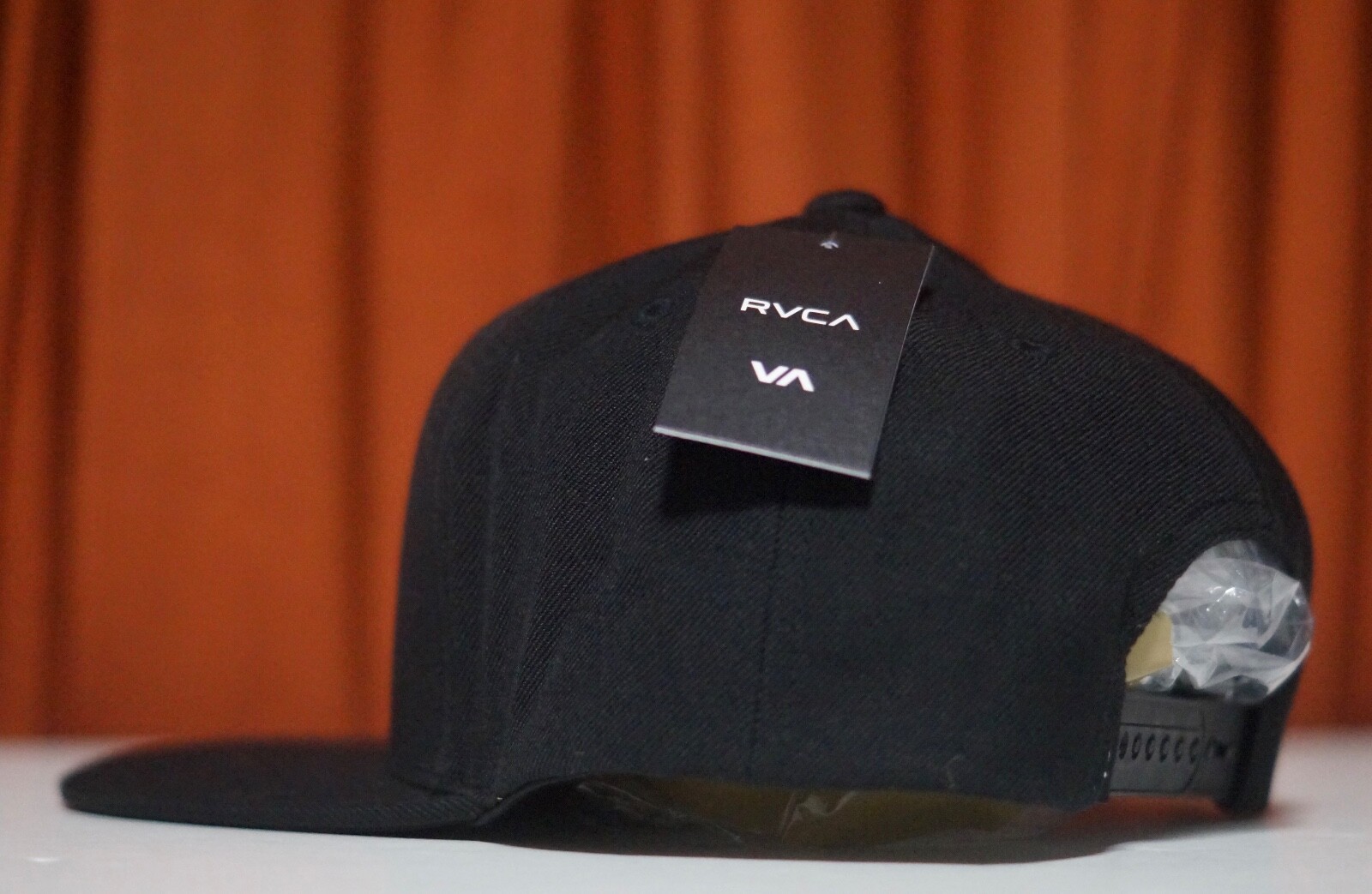 New Rvca VA Logo Patch Plain Black MID FIT Mens Snapback Hat RHTRVC-10
