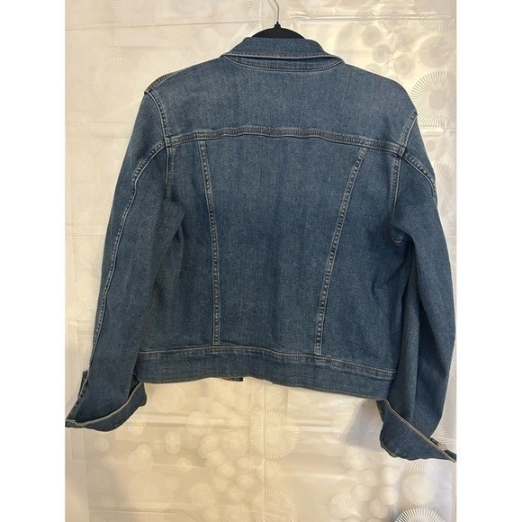 Calvin Klein Women’s Denim Trucker Jacket Medium Wash Blue M NEW