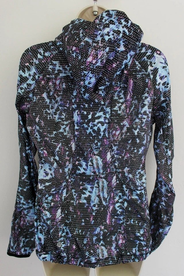 Lululemon 8 Back Pack It Wind Jacket Floral Sport Tranquil Blue Multi W4H45S