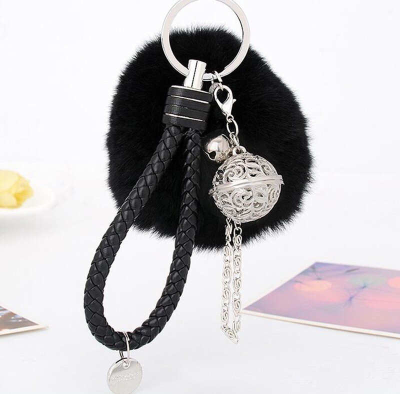 Hanging Ornament Pom Pom Keychain Plush Ball Key Chain Fluffy Accessories Car
