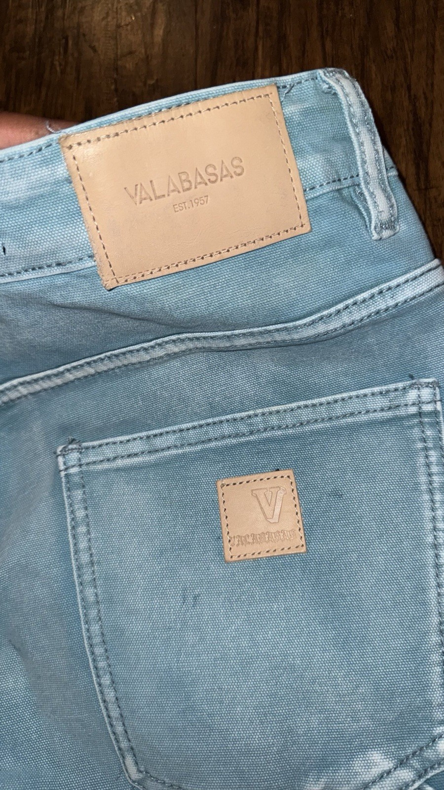 Valabasas Men’s Blue Light Wash Star Patch Denim Bootcut Slim Mid Rise Jeans