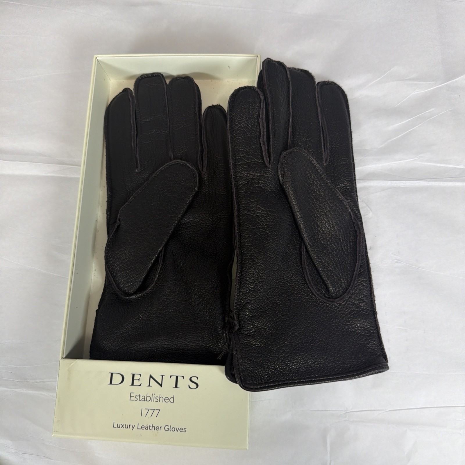 DENTS Lined Butter Soft Sheep Leather Luxury Driving Gloves Medium NWT Black