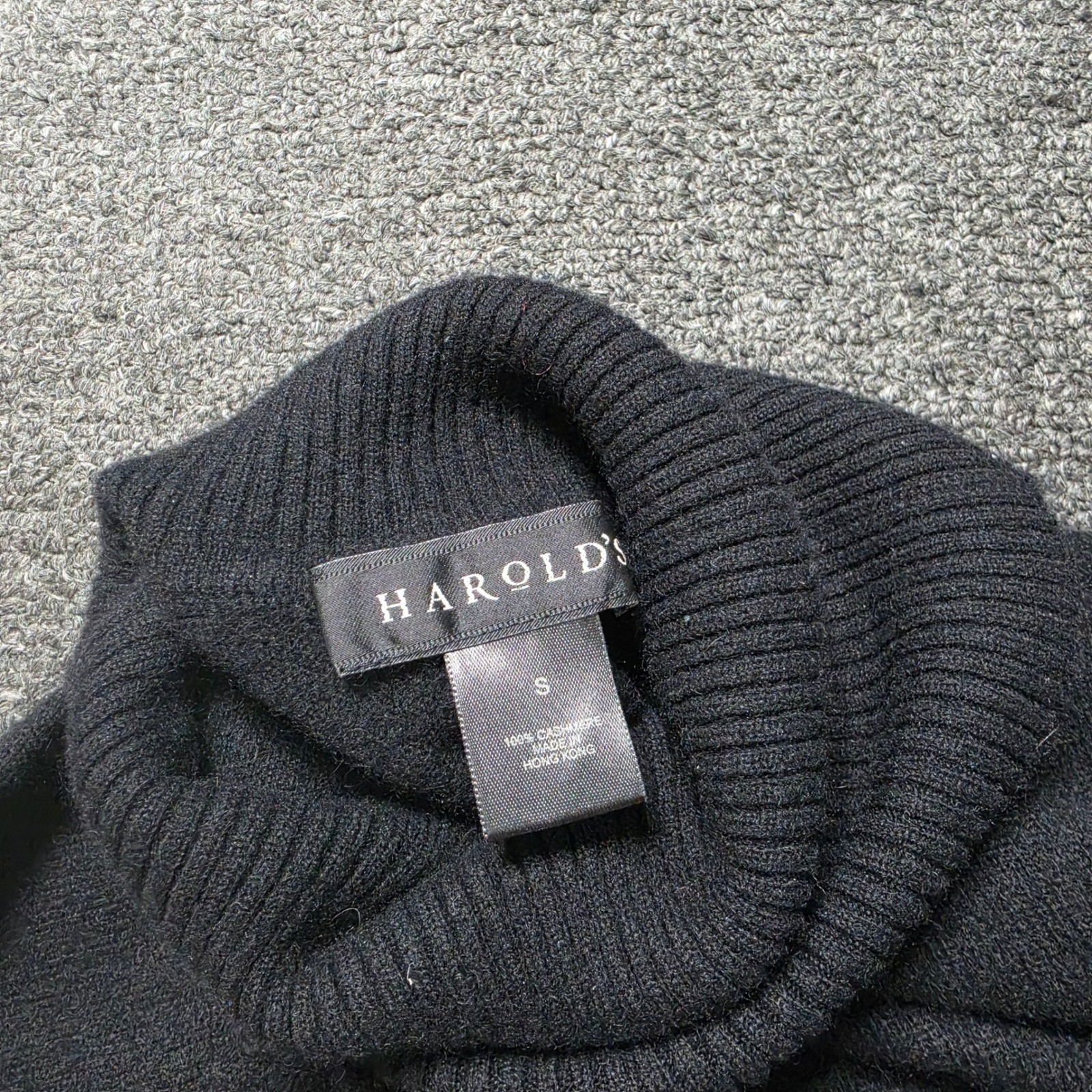Harold’s Cashmere Turtleneck Sweater Black Womens Small Ribbed Knit Top Luxury