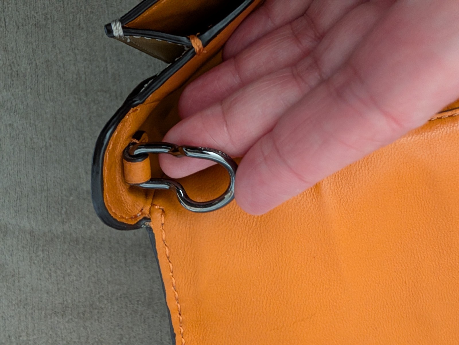 Coach 1941 Tea Rose Applique Dinky 24 In Light Saddle Free Ship