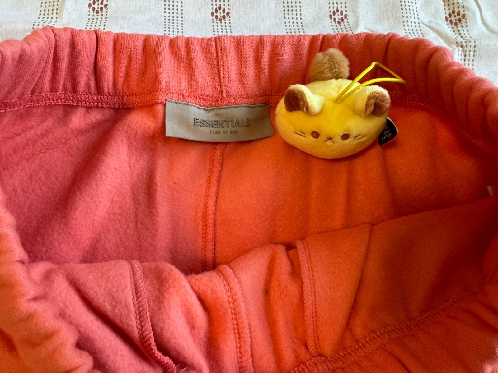 Essentials Fear of God Coral shorts
