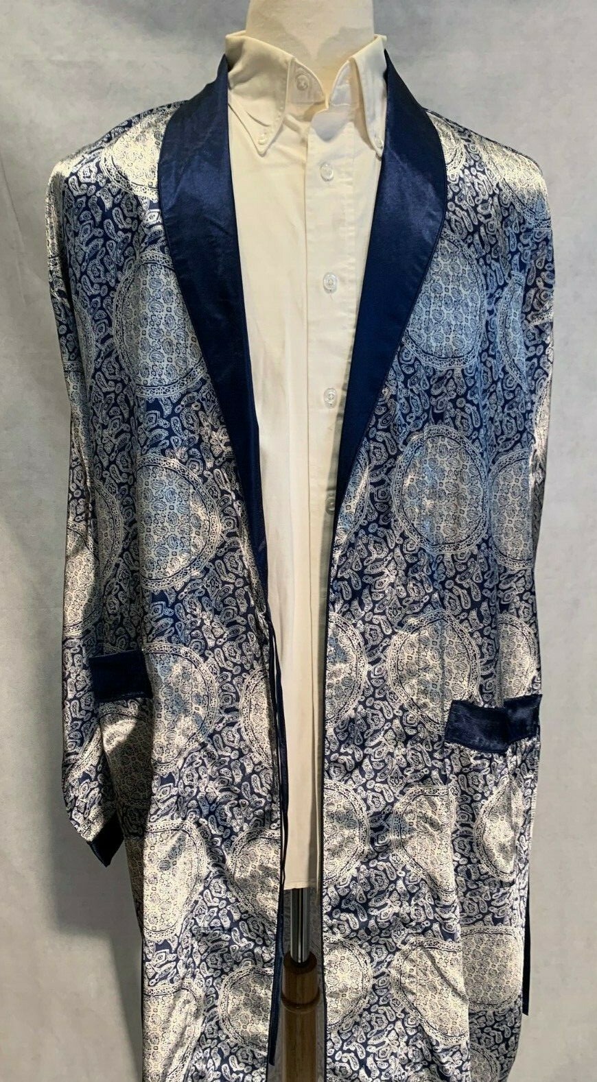 Mens Silk Satin Robe – Navy Paisley Auspicious ” 5 Day Delivery USA Seller ”
