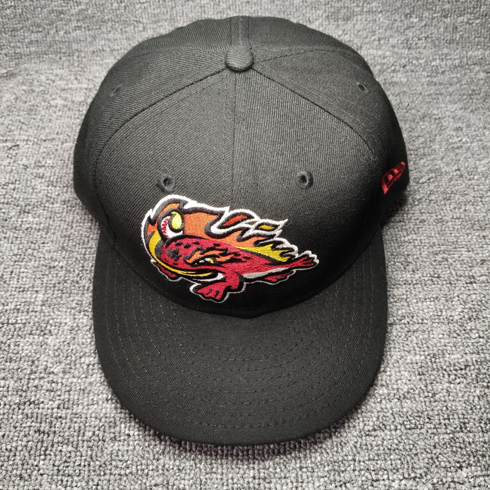 New Era Minor League Baseball 59FIFTY Fitted Black 7 3 8 Retro Cap
