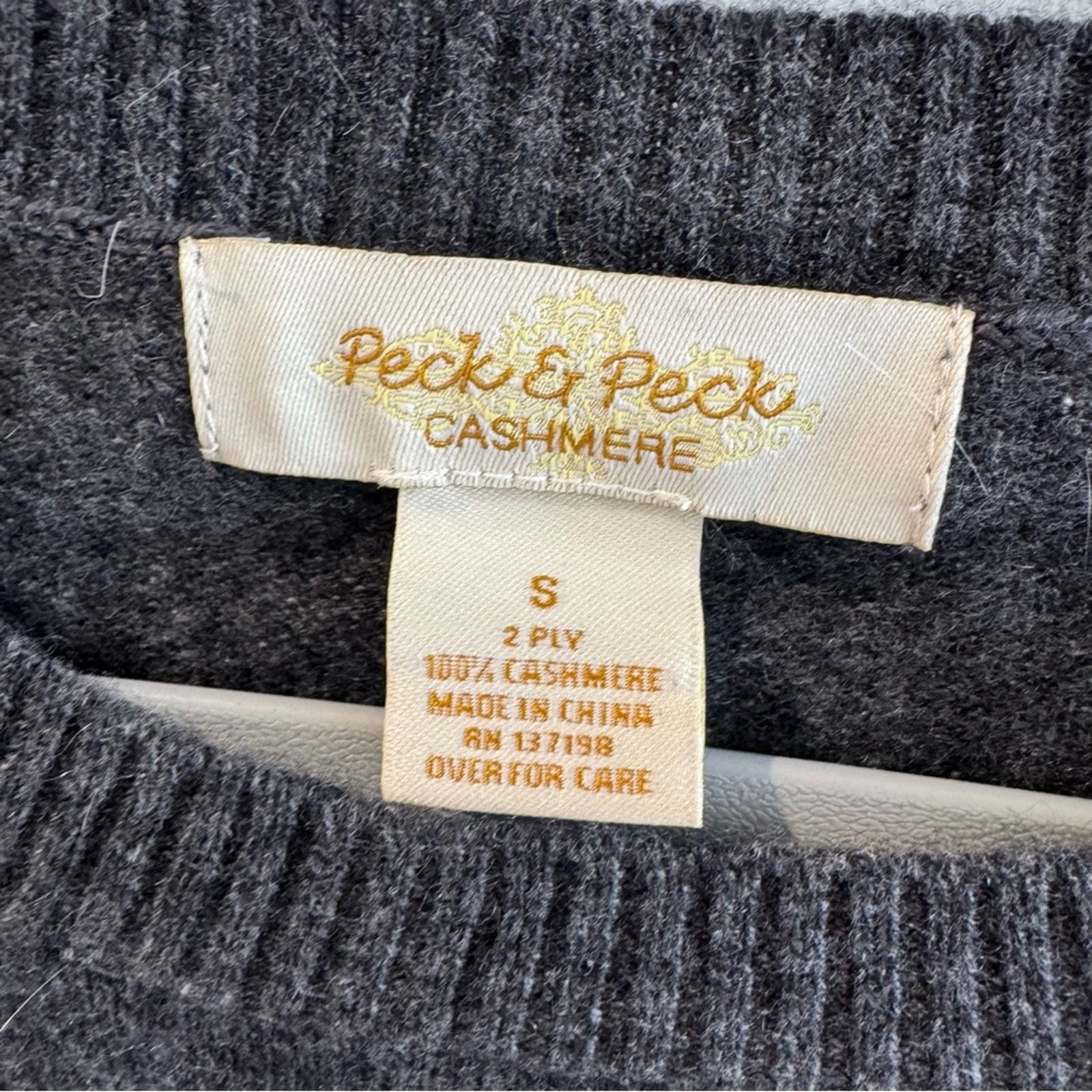 Peck & Peck 2 Ply 100% Cashmere Gray Zebra Sweater Small