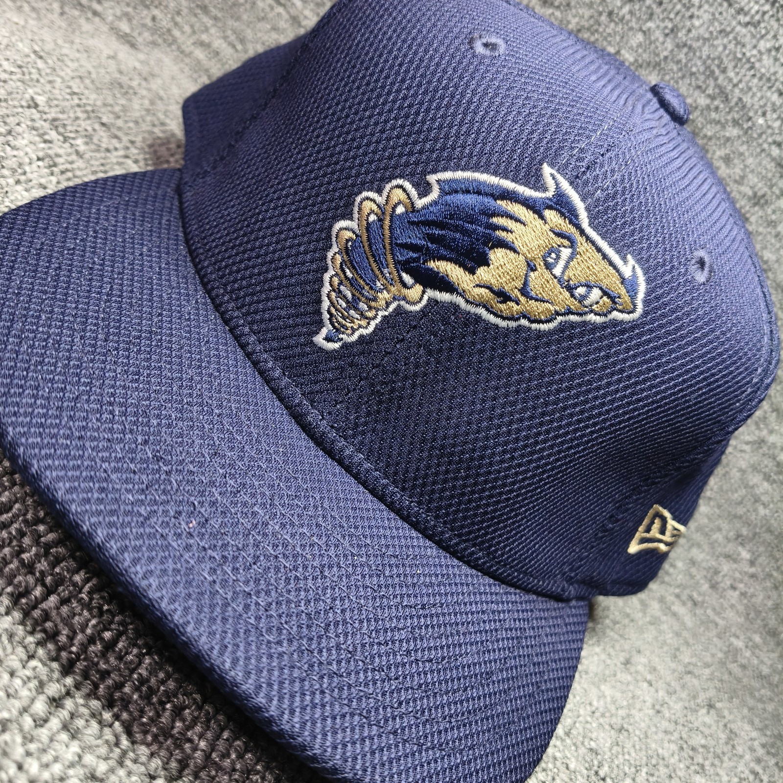 New Era Jacksonville Suns 59FIFTY Fitted Navy 7 1 4 MiLB Hat