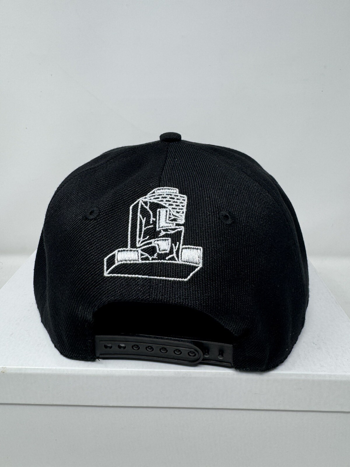 New Suicidal Tendencies OG White Logo Flip Bill Snapback Black Hat Cap