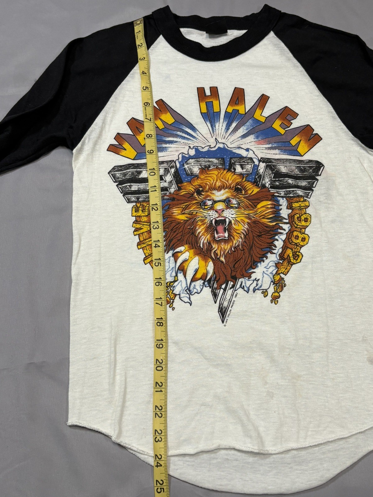 Vintage 1982 Van Halen Raglan Tour Shirt Lion Graphic Rock Tee Small