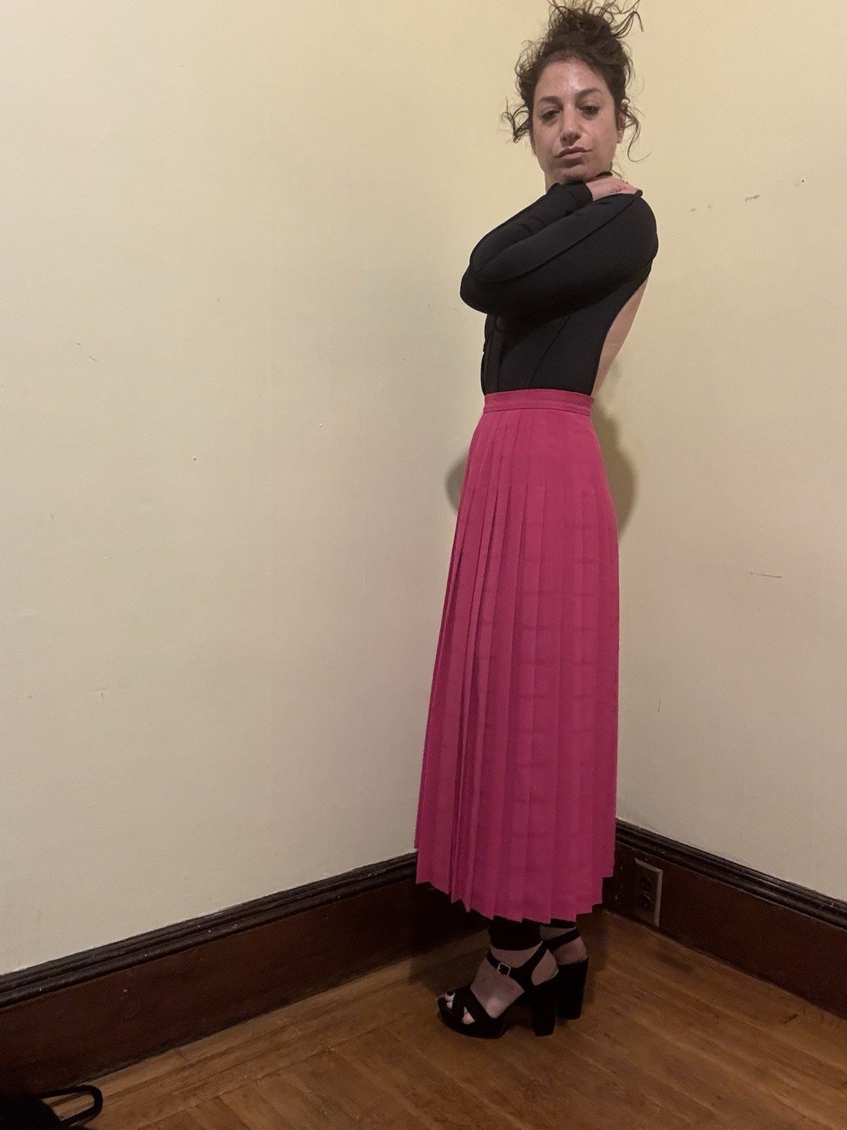 Retro Y2K Jaeger Fuchsia Wool Blend Pleated Midi Skirt, Size 24″ Waist XS Mint