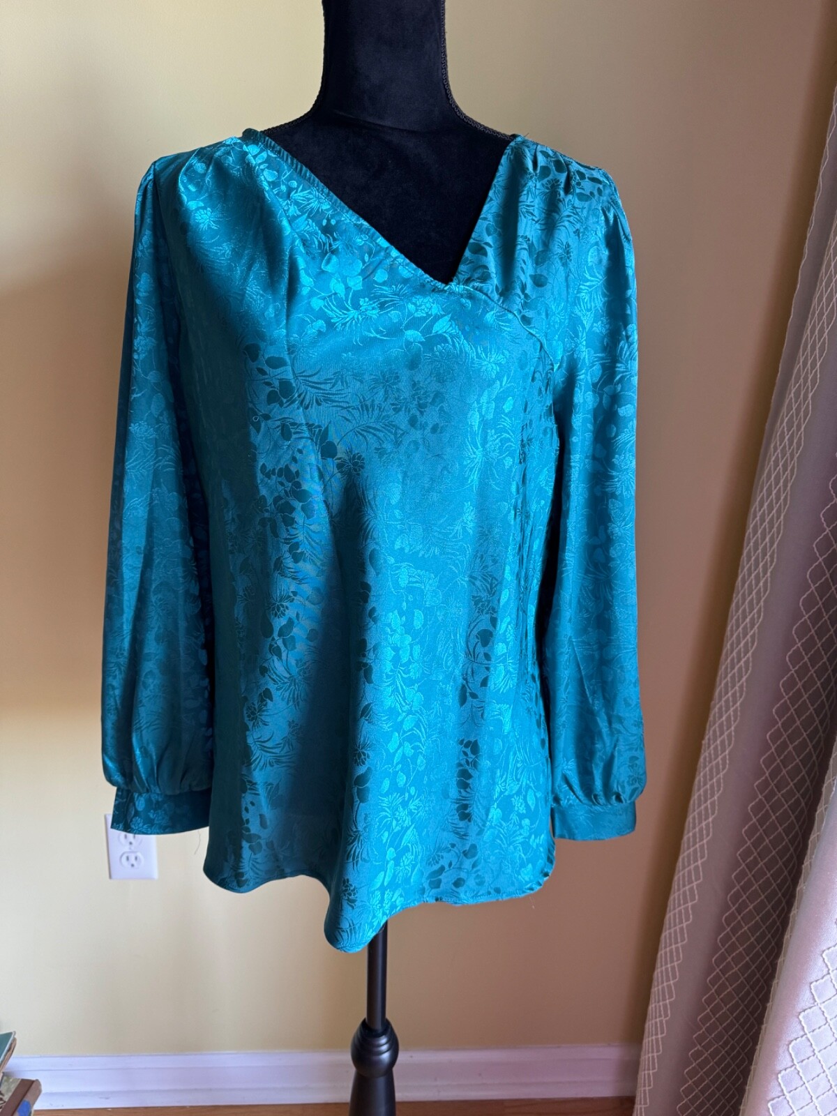 Ladies Chenault color Ocean Blue Blouse XL Solid Embossed Satin Fabric NWT