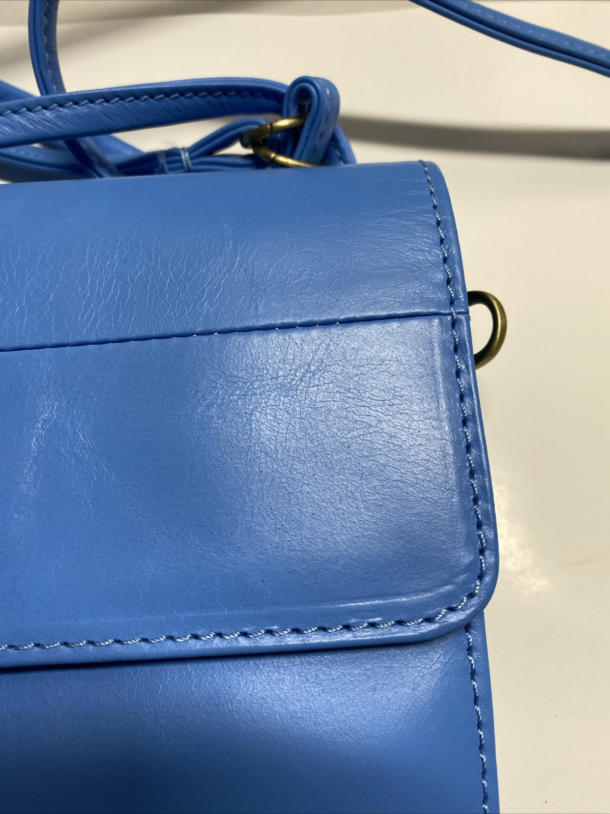 HOBO Jill Wallet Women’s Crossbody Bag Purse in Tranquil Blue