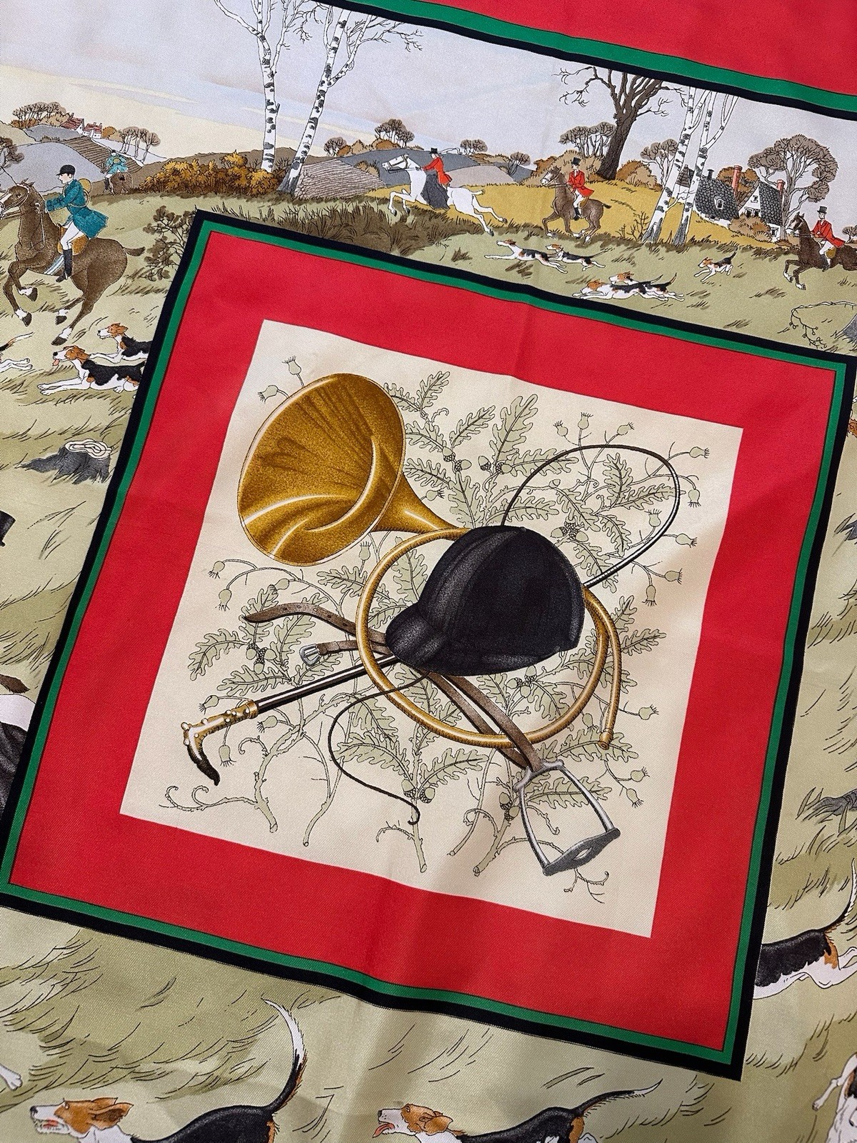 Gucci Silk Twill Square Scarf Red Green Equestrian Hunting Print Logo