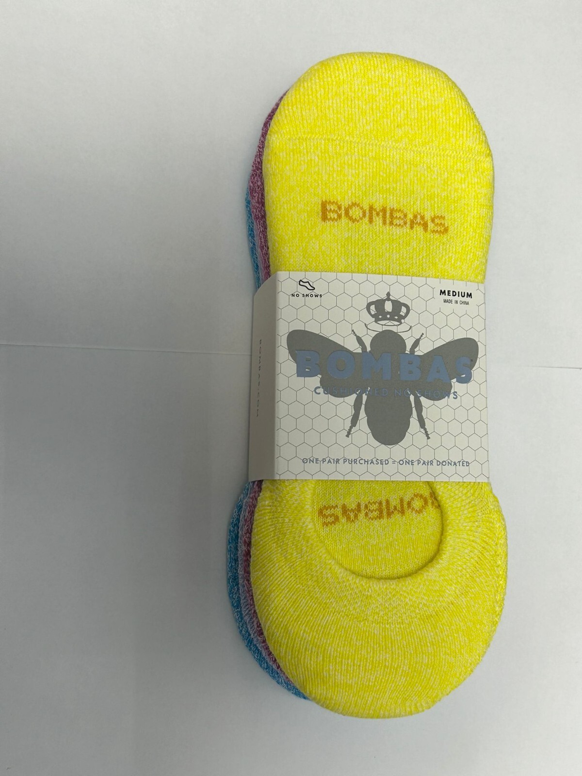 4 colored pairs BOMBAS Women’s Cushioned No Show Sock Size (Medium)