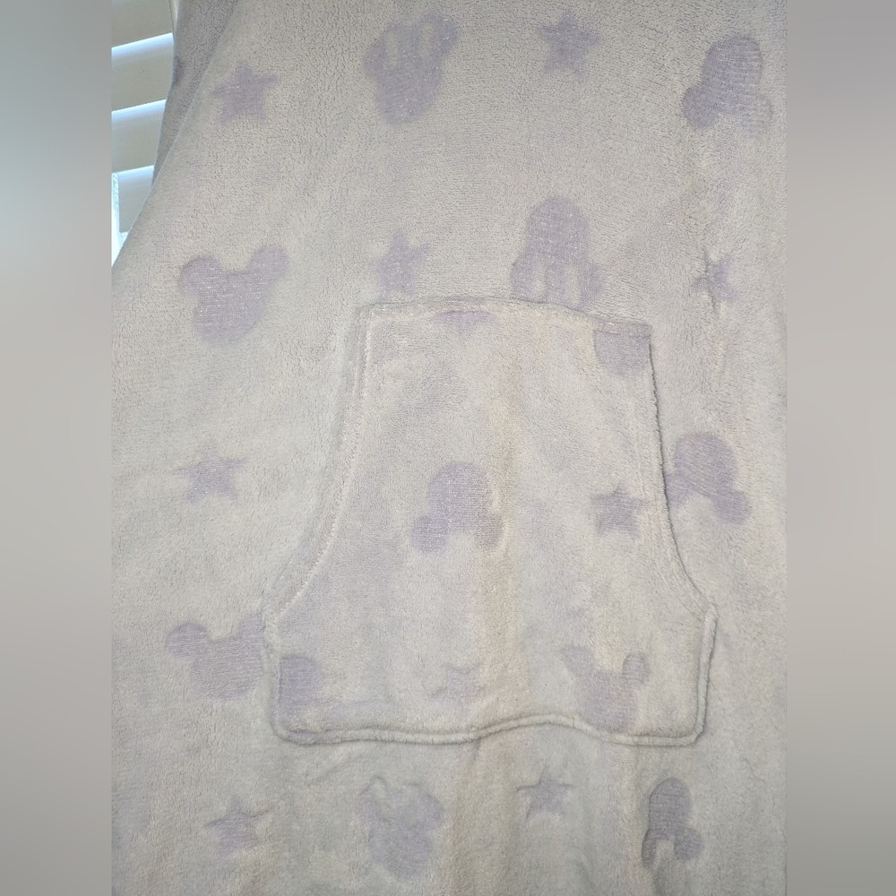 Disney Women’s Fleece Lounger Pajama Hoodie. Size XL EUC