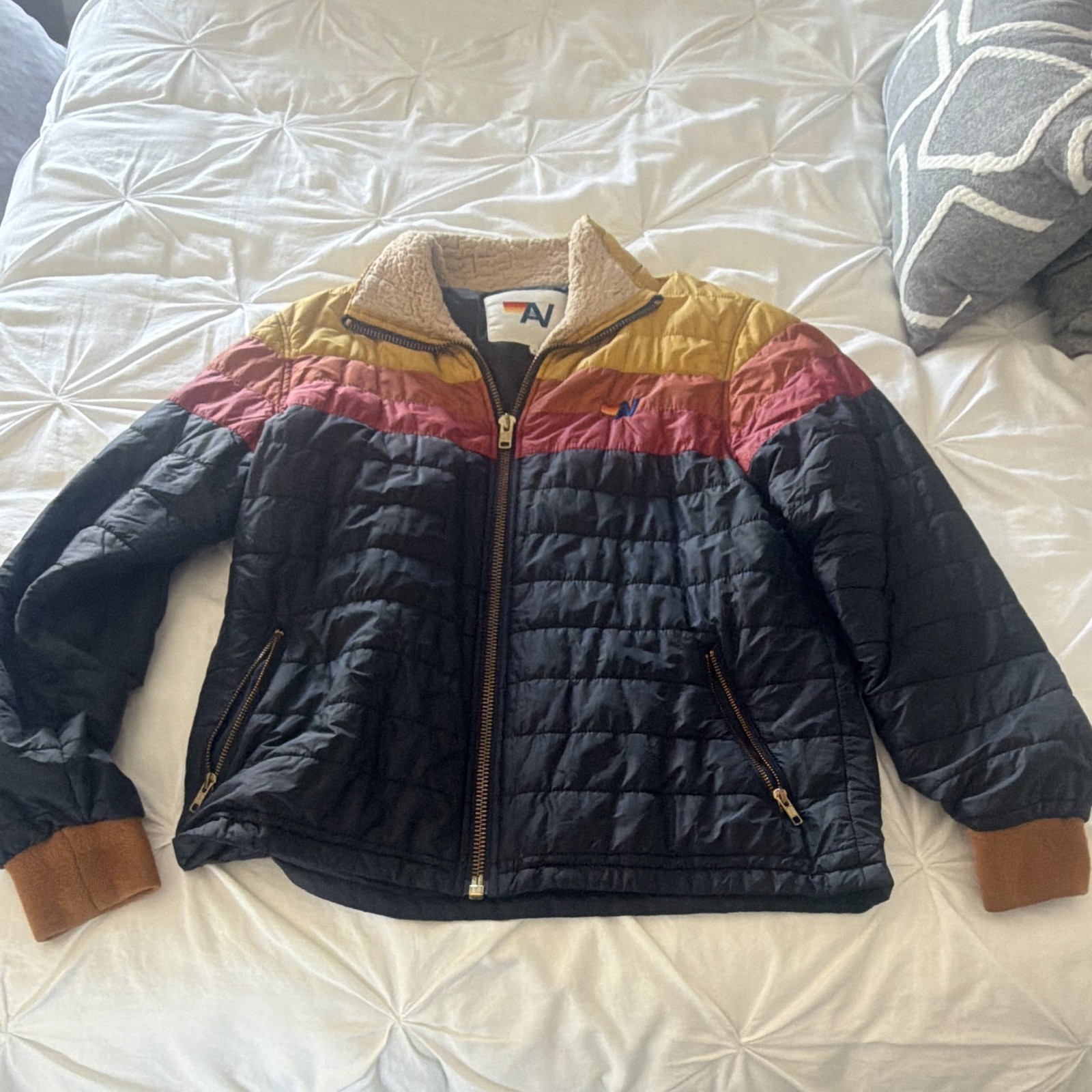 Aviator Nation unisex S Colorblock Puffer Jacket Full Zip Faux Shearling Collar