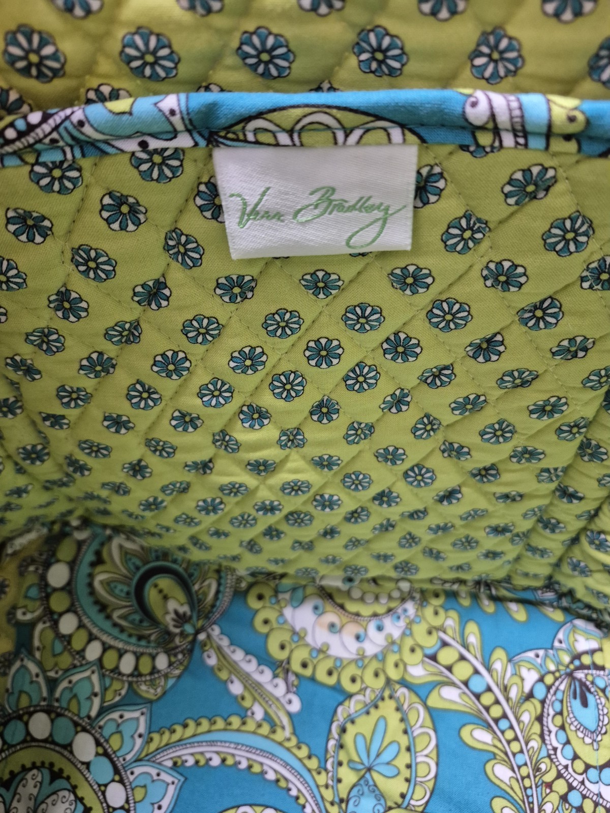 2010 Vera Bradley Quilted Travel Tote Shoulder Bag