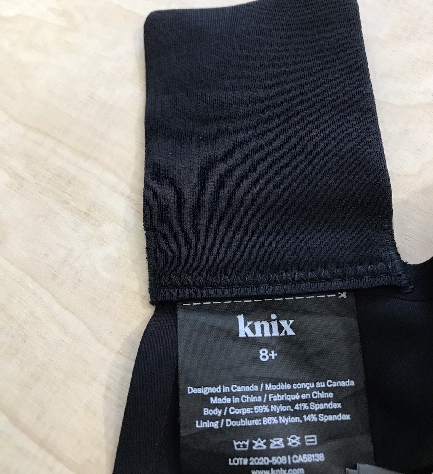 Knix Women’s High Support Zip Front Catalyst Sports Bra Size: 8+ Black NWT