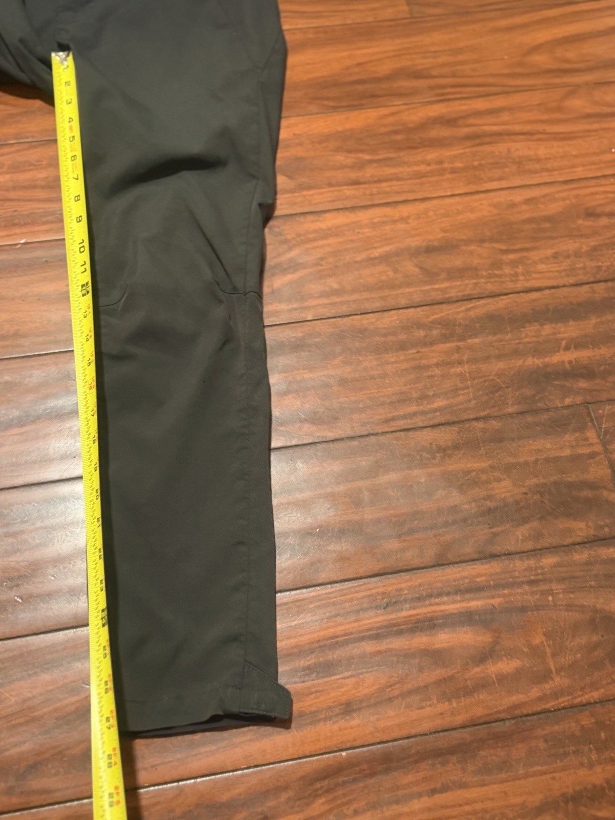 Mountain Hardwear Pants Womens 2×29 Gray Cargo Pocket Outdoor Hiking Drawstring