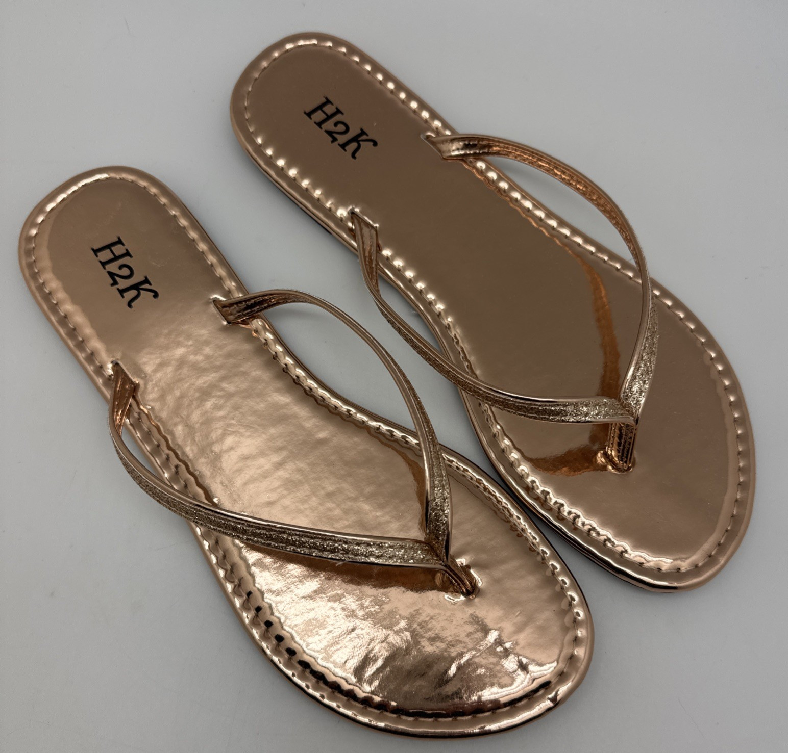 H2K Women’s Rose Gold Glitter Flat Thong Flip Flops Sandals Sassy Size 10
