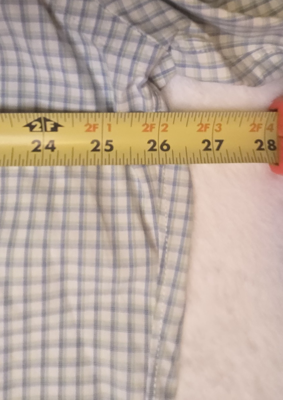 Kirkland Signature Men’s kirkland Traditional Fit button down Plaid Blue 037
