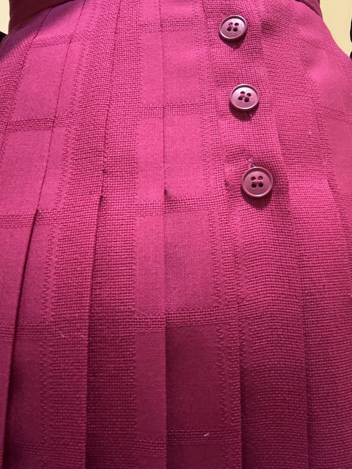 Retro Y2K Jaeger Fuchsia Wool Blend Pleated Midi Skirt, Size 24″ Waist XS Mint