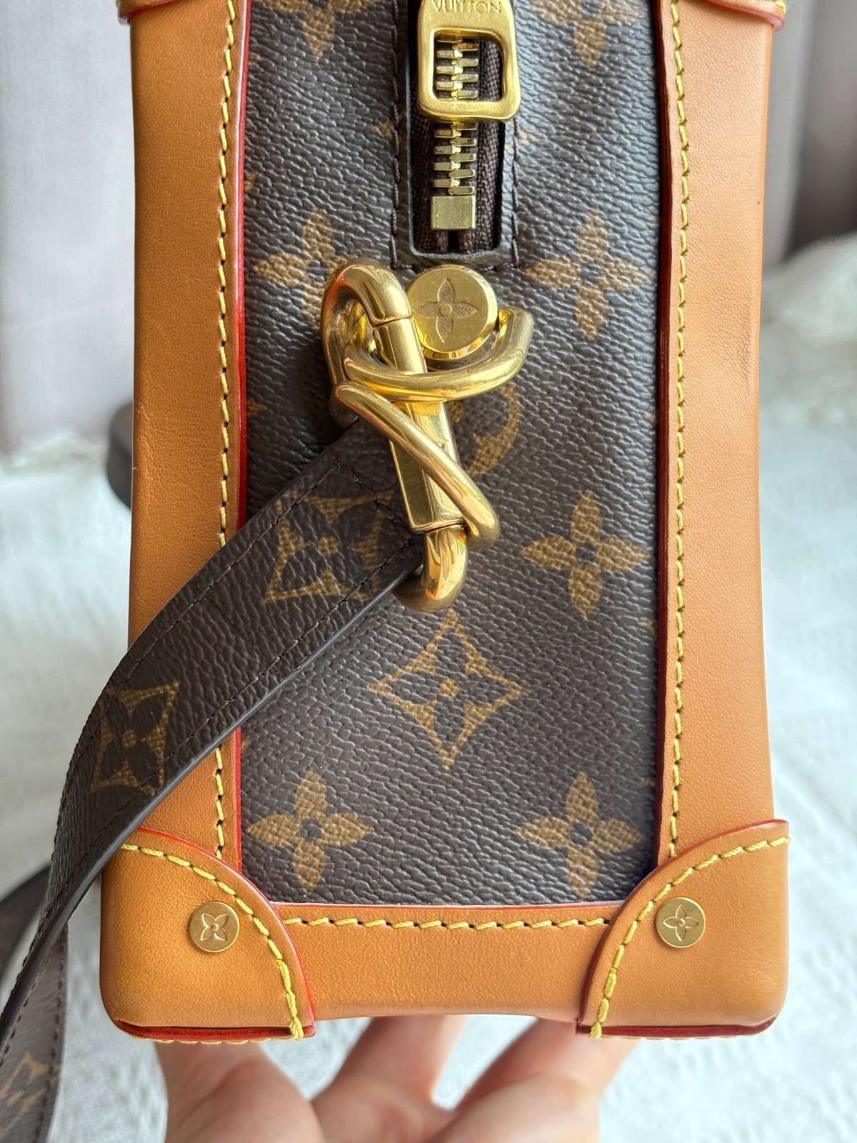 Louis Vuitton Pre-Owned Authentic Box Clutch Free Tracked Shipping