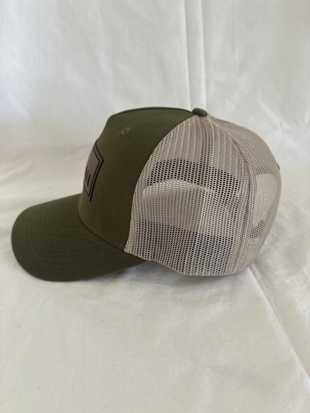 NWT Sportsman Modern Five-Panel Mesh Trucker Fit Adjustable Cap Hat Green