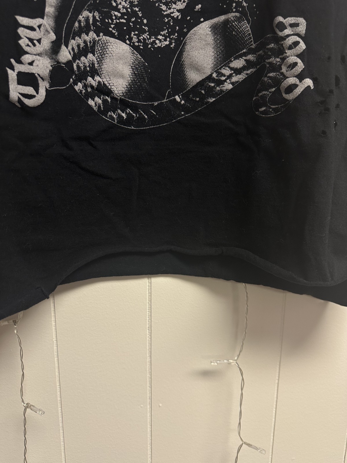 Taylor Swift Official Reputation Theme Distressed Black Tee XL