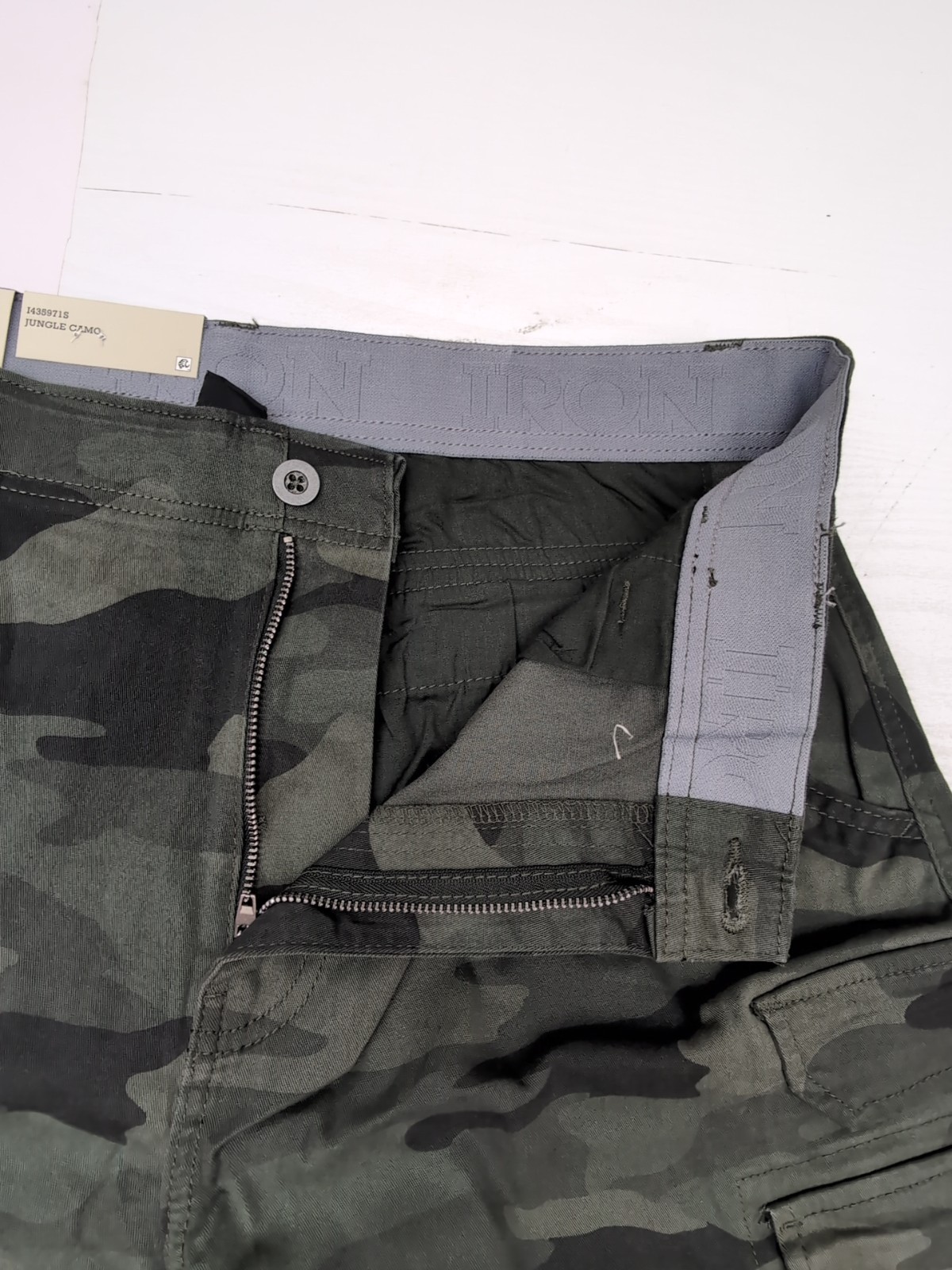 Iron Co Stretch Cargo Shorts Regular Fit Cotton Blend Jungle Camo Sz 36 BR1