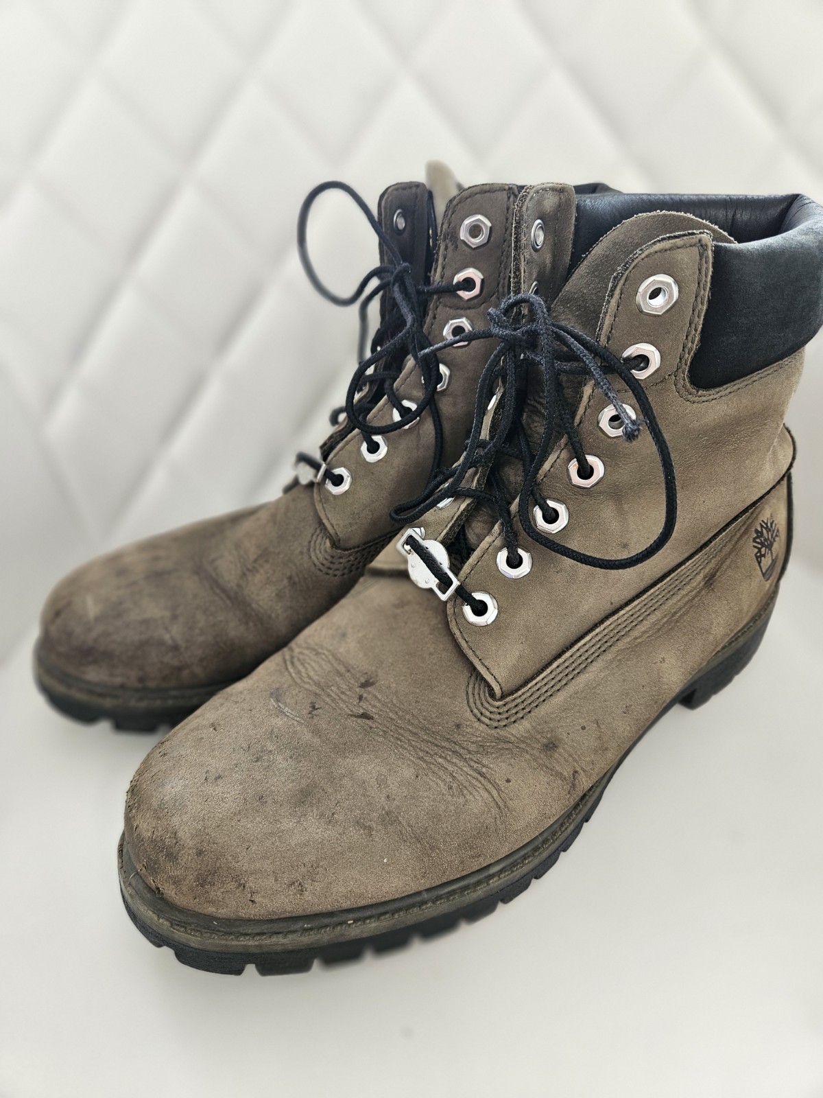 Timberland Premium 6 Inch Boots For Men Size 9.5