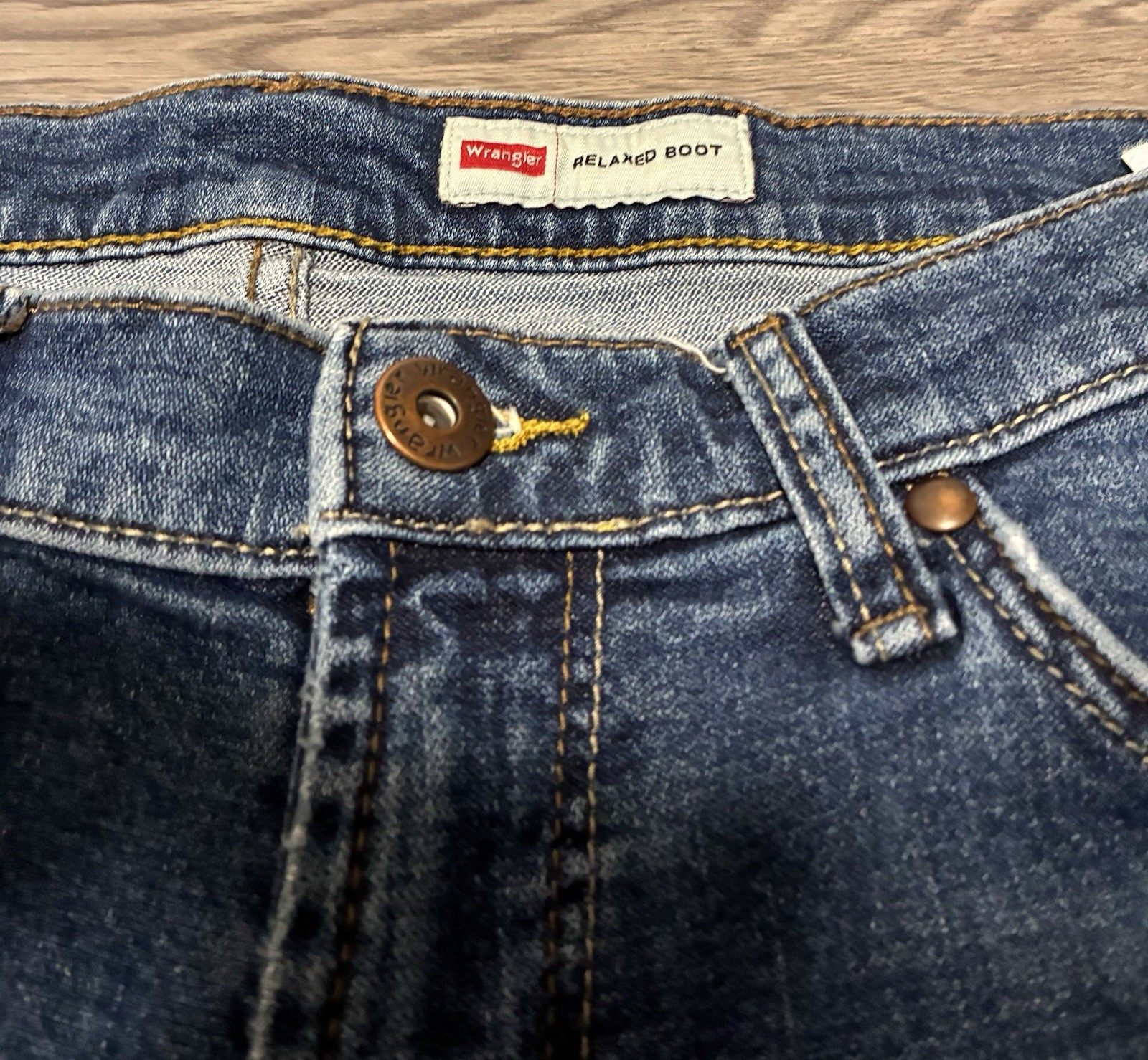 Wrangler Relaxed Boot Jeans Men’s 32×30 Blue Medium Wash Bootcut Relaxed Fit