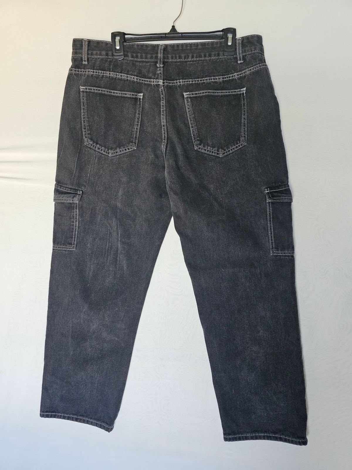 Manfinity Black Contrast Stitch Cargo Jeans XXL