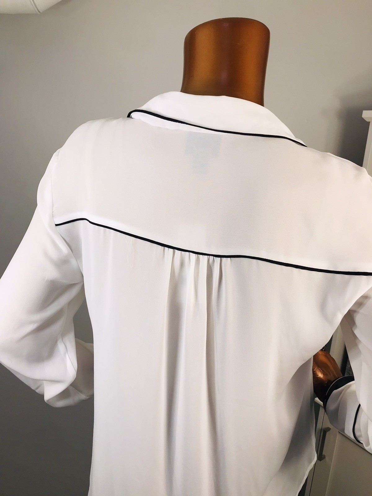 Worthington L Top NWT $37 Sheer Black White Button Up Shirt Blouse Lite Low Cut