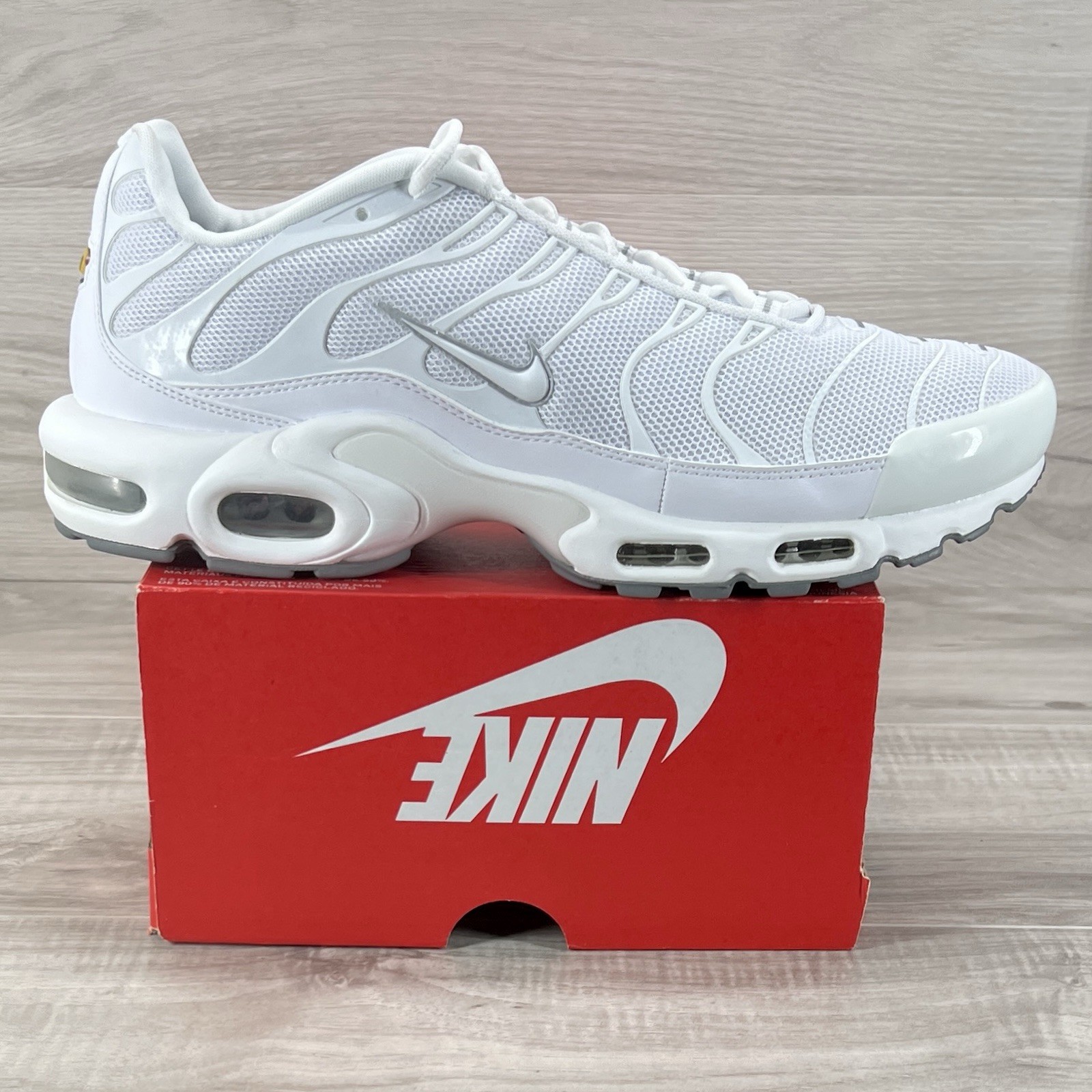 Nike Air Max Plus TN Tuned Triple White Black Cool Grey 604133-139 Men’s 13