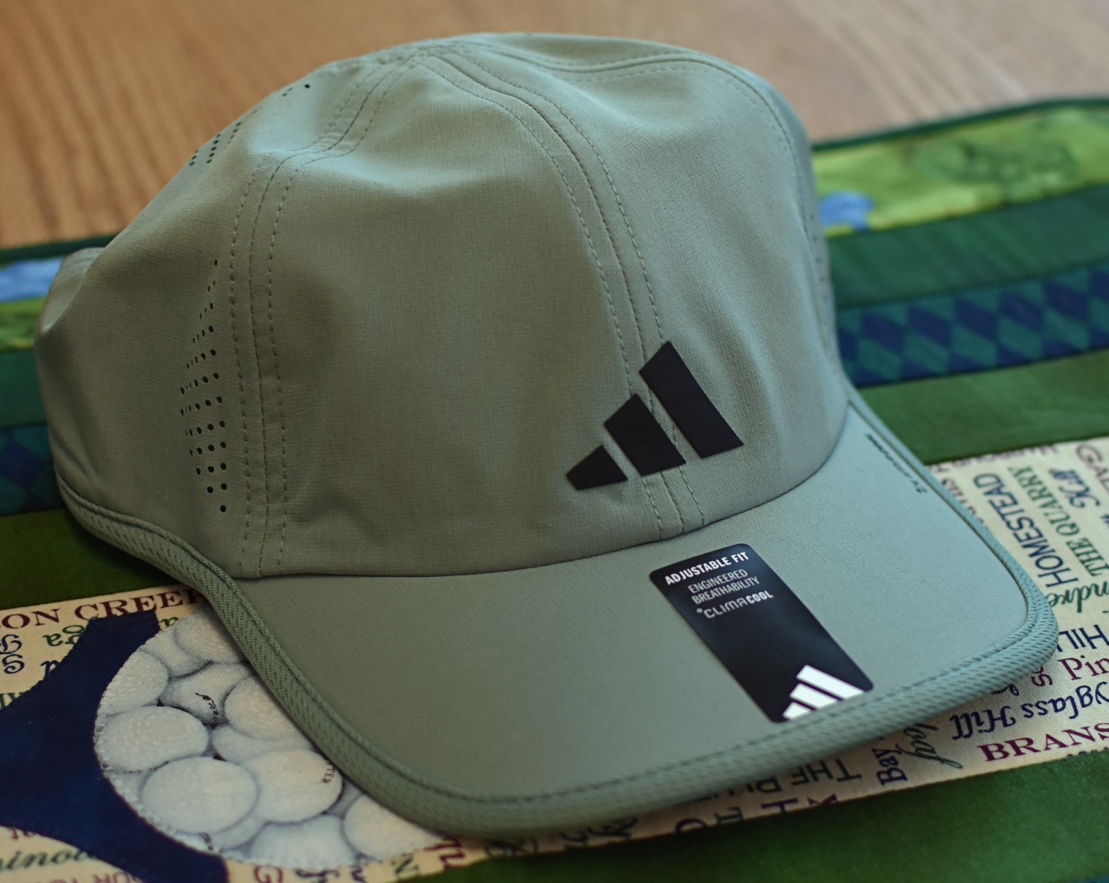 NWT ADIDAS AeroReady Mens SuperLite 3 Reflective Adj Hat-OSFM @$26 SILVER GREEN