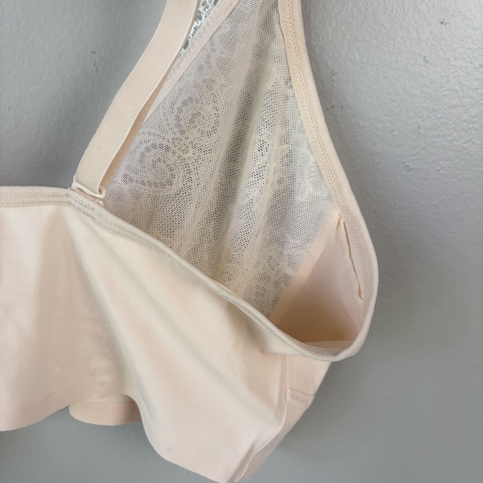 NEW Ruby Ribbon Second Skin Size 32 Nude Pale Retired Demi Demiette Bralette