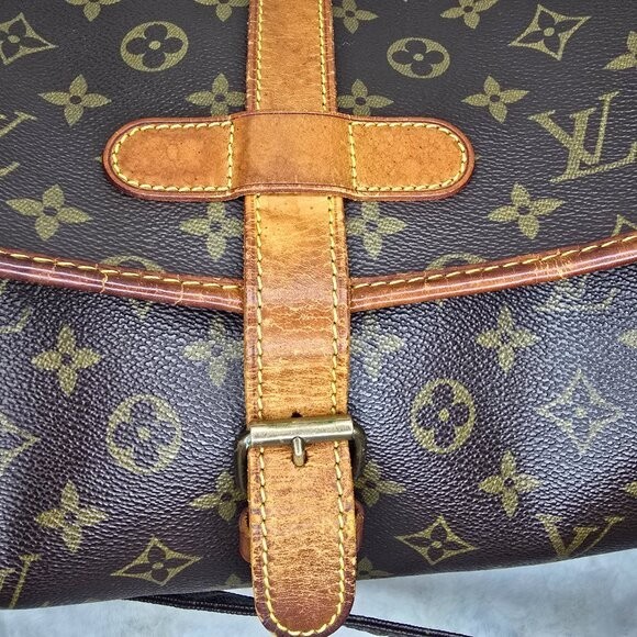 LOUIS VUITTON Marne Shoulder Bag
