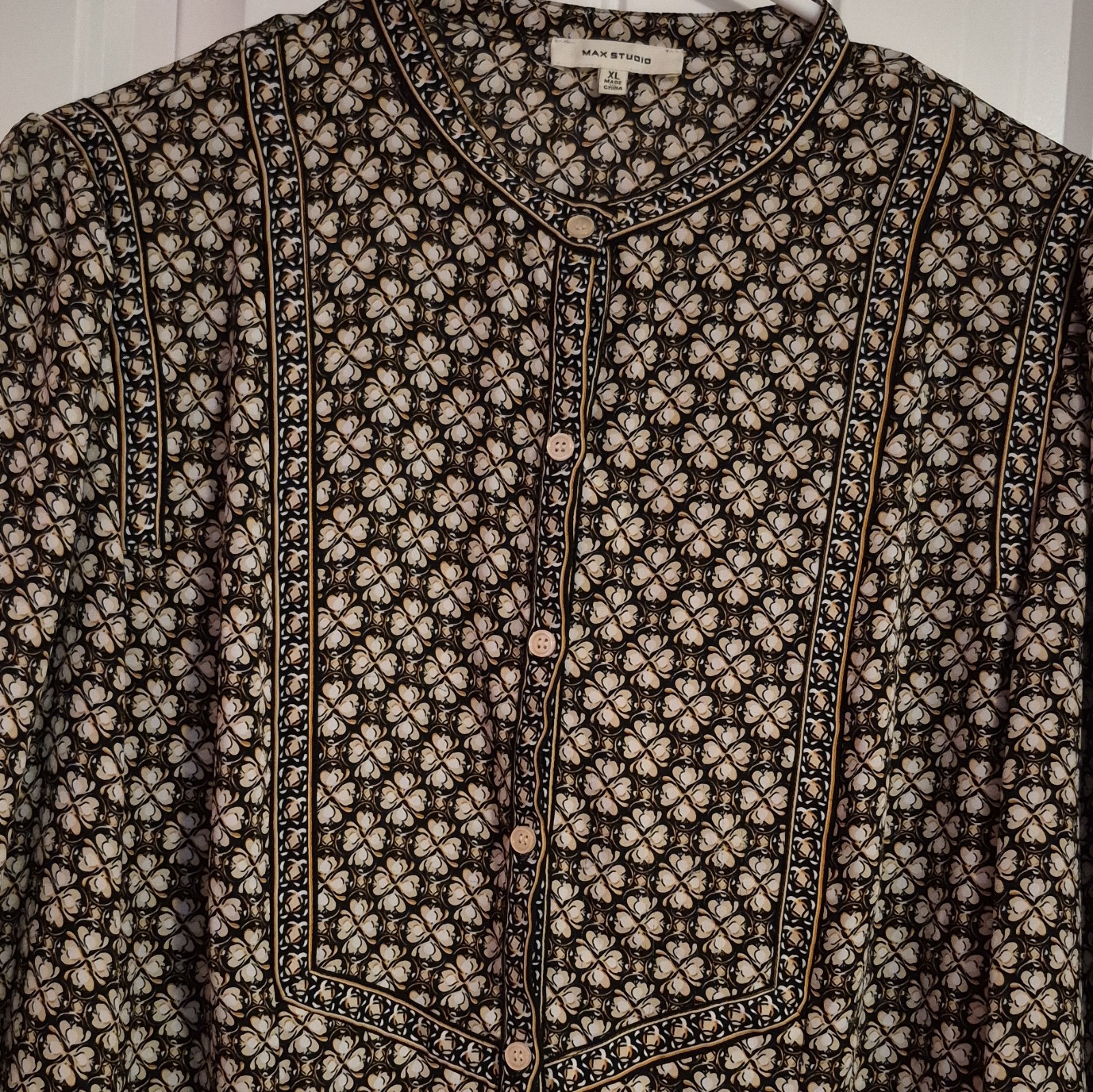 Max Studio Boho Geometric Clover Print Blouse XL Balloon Sleeve Button Up Top