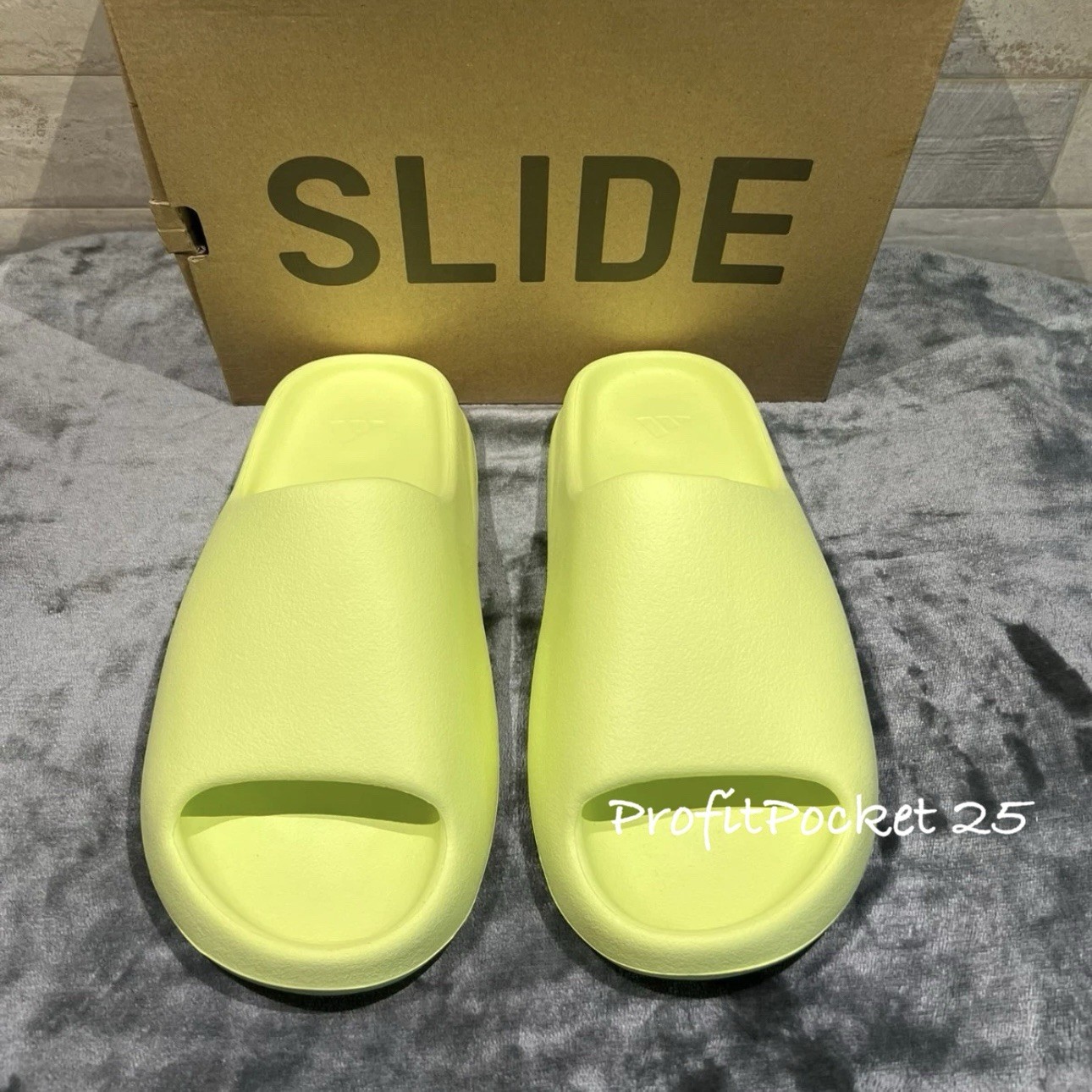 Yeezy Green Glow Sandal Slides Size 9