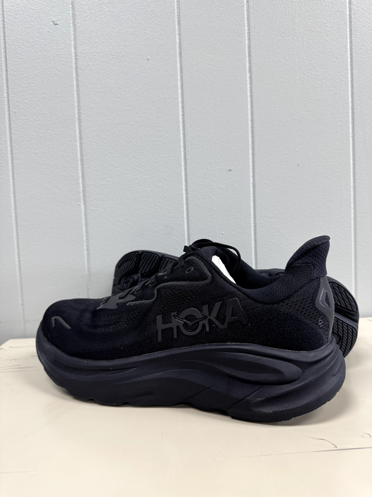 Hoka One One Clifton 10 Black 1162030-BBLC Mens New