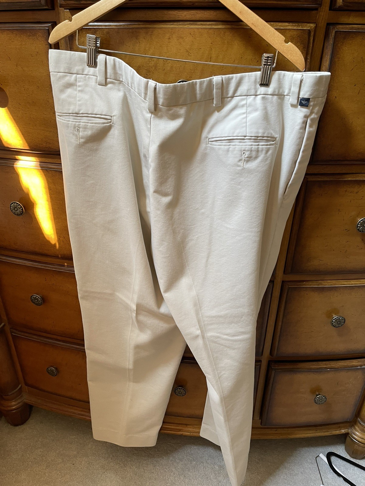 Dockers Men’s Pleated Pants 42×32