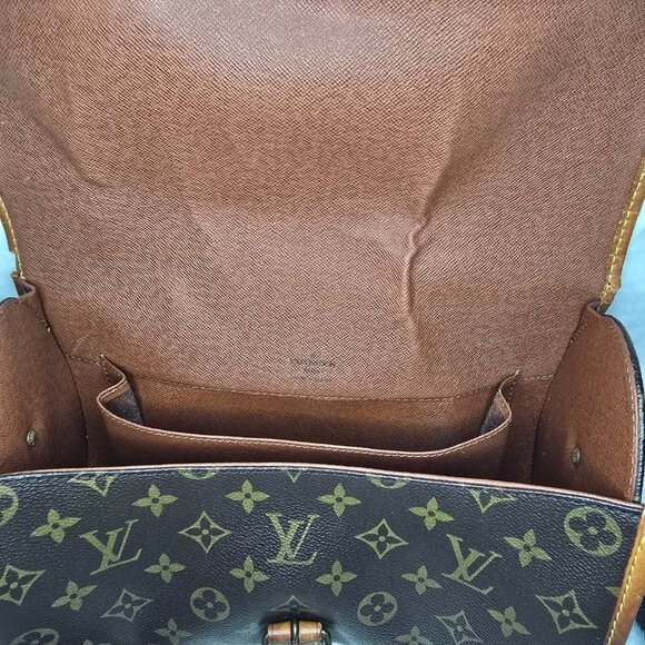 LOUIS VUITTON Marne Shoulder Bag