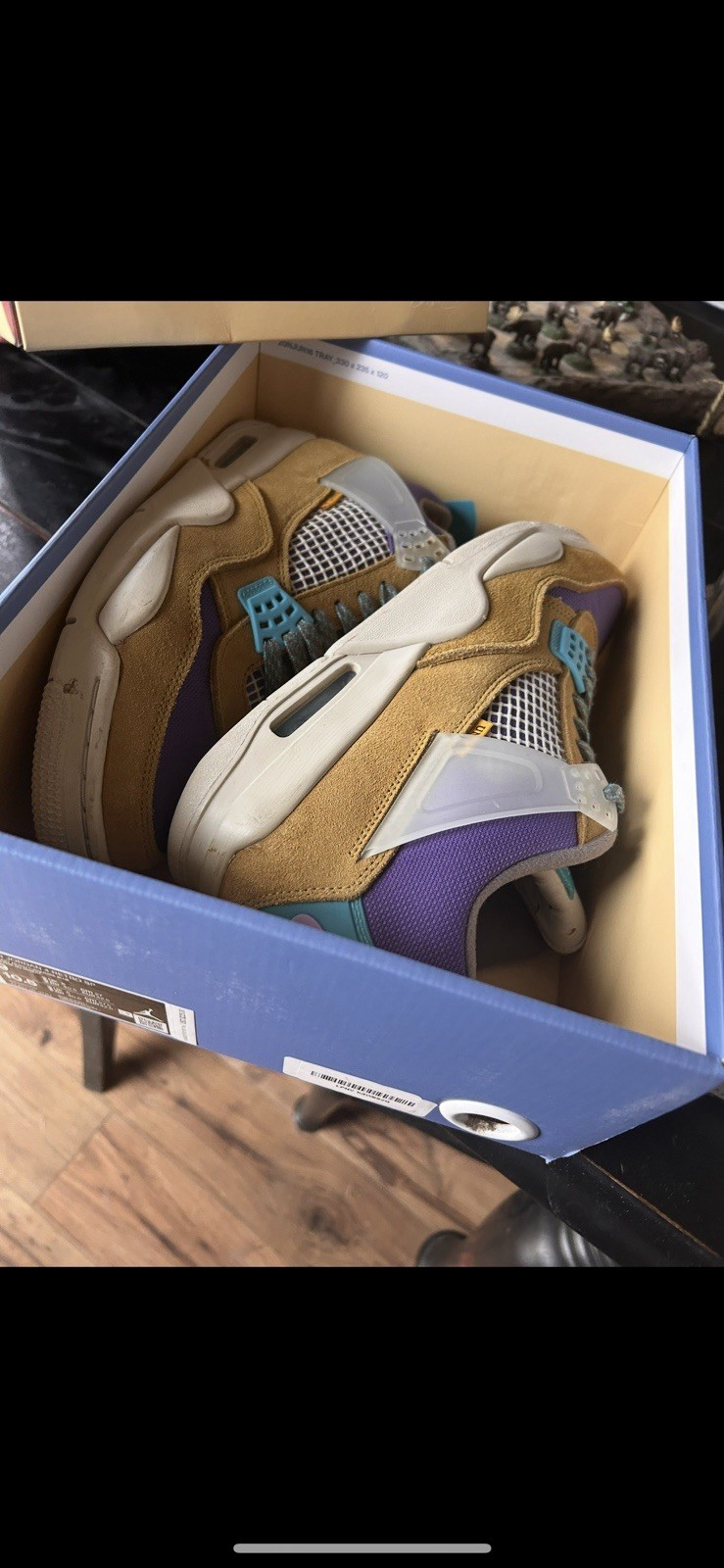 Jordan Air Jordan 4 Mid Top Lace-Up Colorblock Tan Purple Blue White